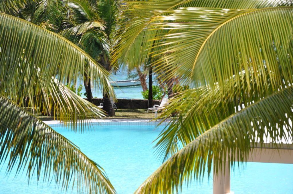 Villas Right On The Beach Belle Mare Exterior photo